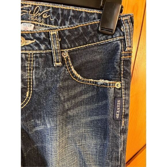 Silver Jeans Bootcut Size 26 Dark Wash (3236) - Picture 5 of 11